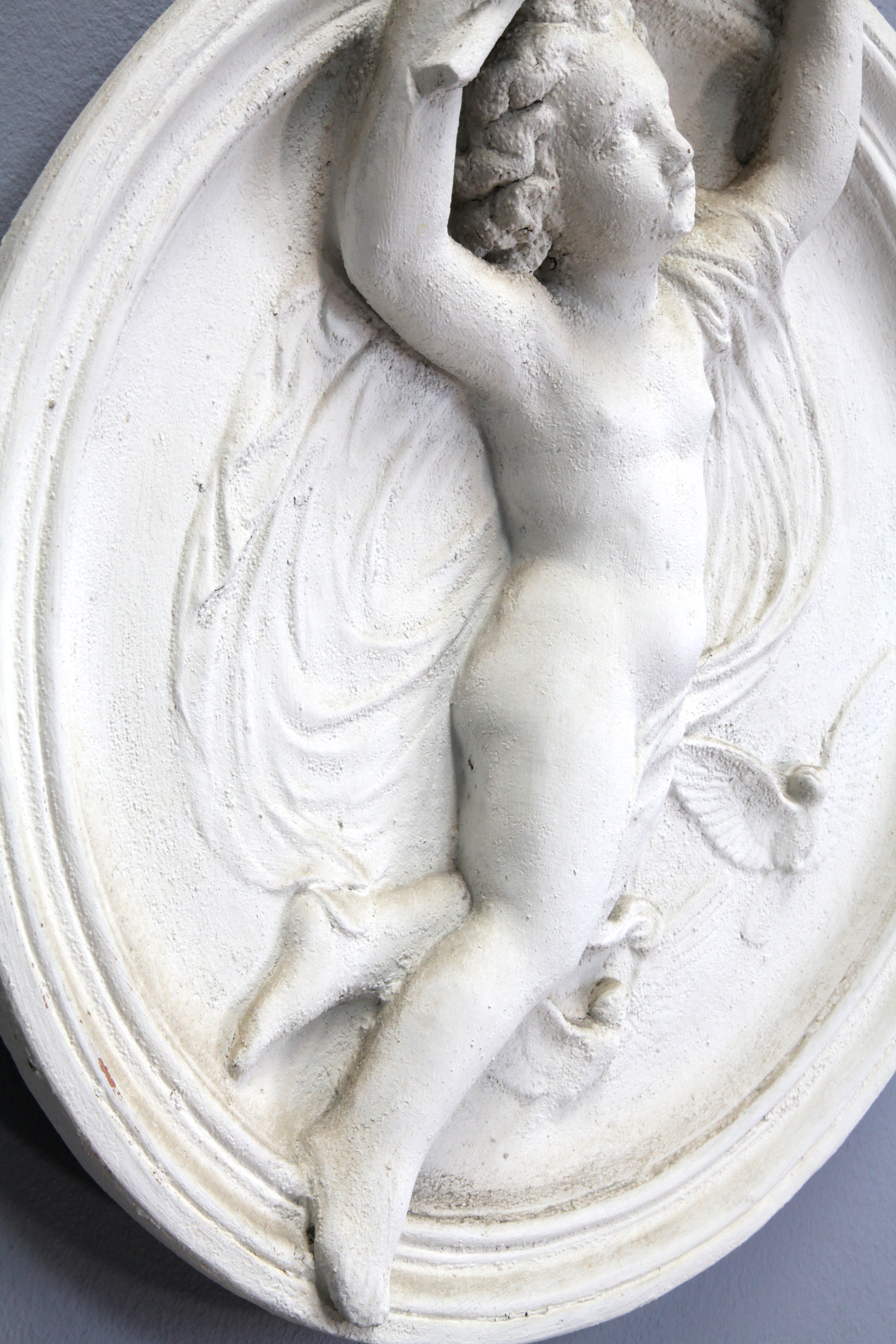 2 Terrakotta Reliefs mit Engel, sign. P. Vogel, datiert 1892