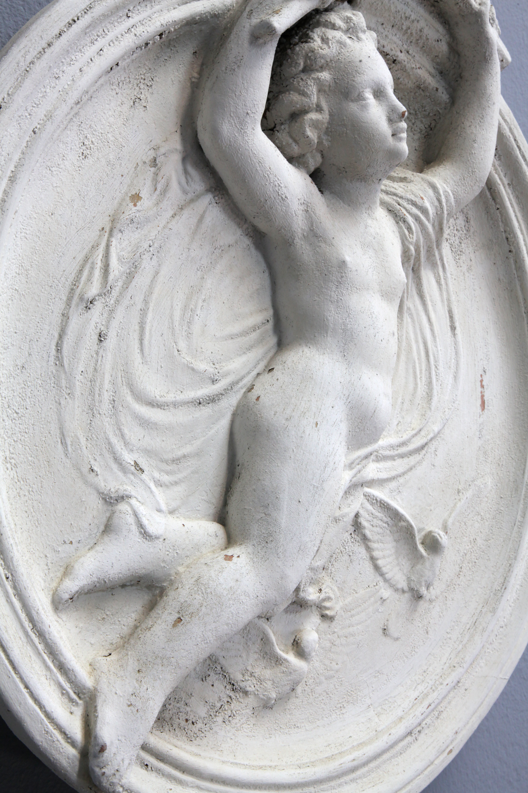 2 Terrakotta Reliefs mit Engel, sign. P. Vogel, datiert 1892
