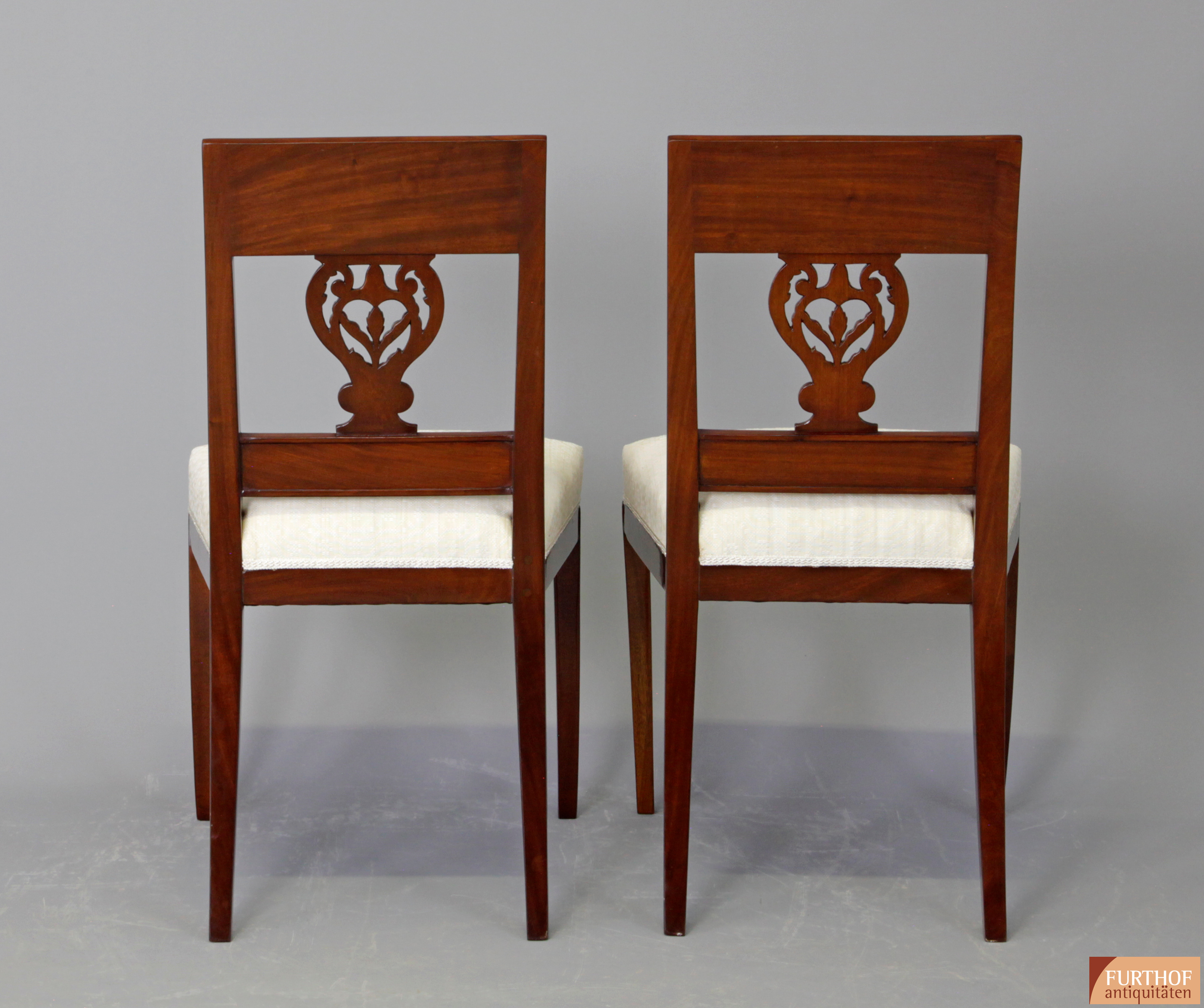 Sechs Empire Stühle aus Mahagoni