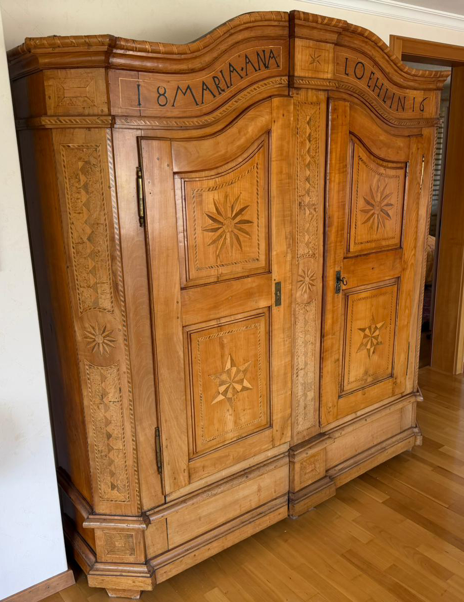 Kirsch-Bodenseeschrank